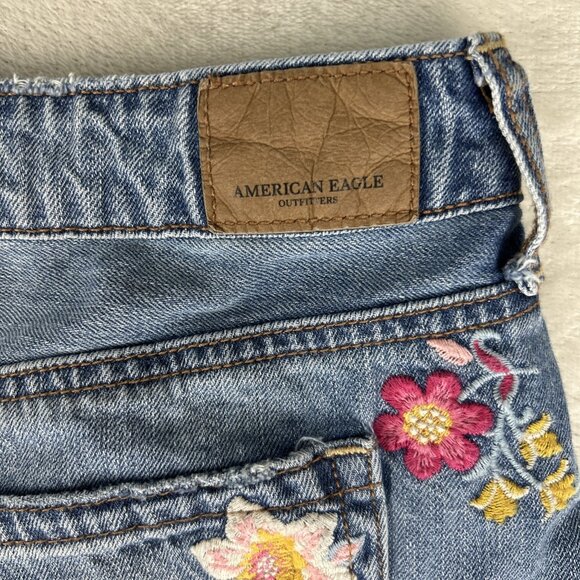 American Eagle Outfitters Denim Skirt Women 14 Distressed Embroidered Flowers - Picture 9 of 11